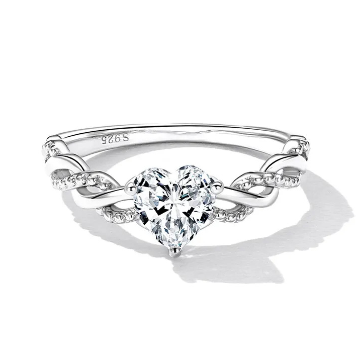Anello zircone cuore