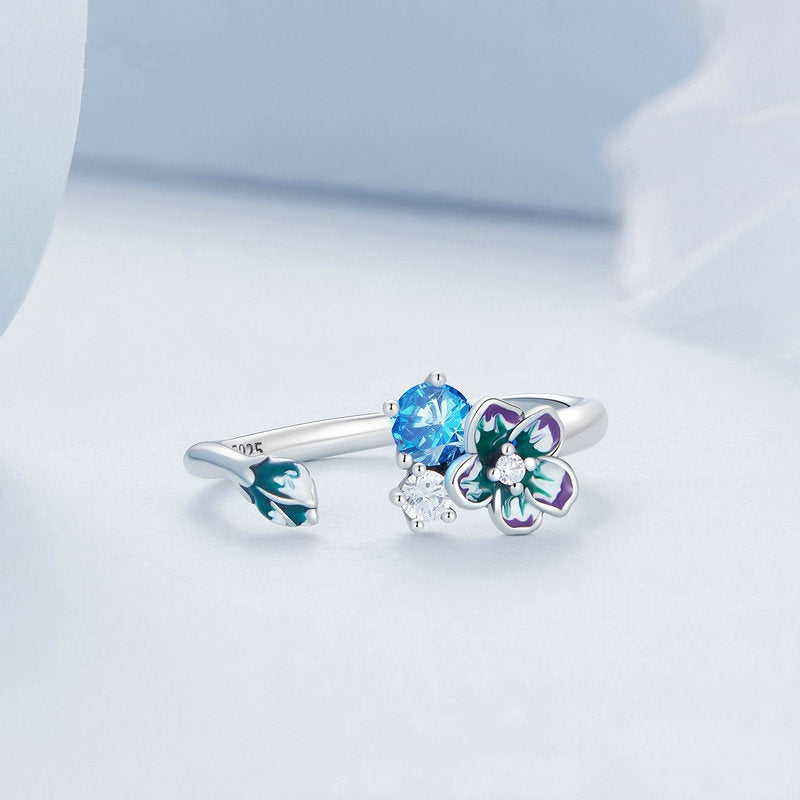 Anello fiore e cristalli