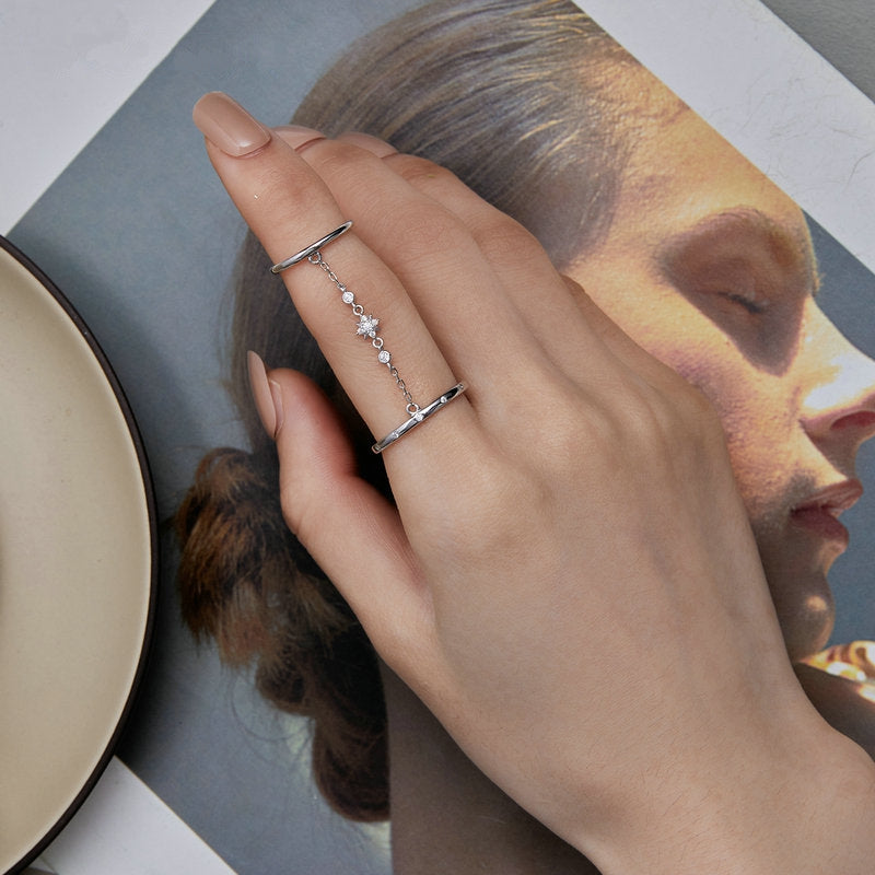 Anello unito con catena