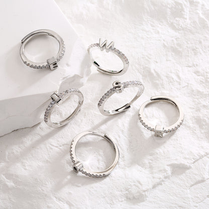 Anello lettera strass