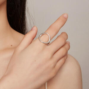 BelleFlair Anello da donna, anello regolabile per il pollice dal design accattivante, ampio gioiello aperto in acciaio inossidabile, resistente