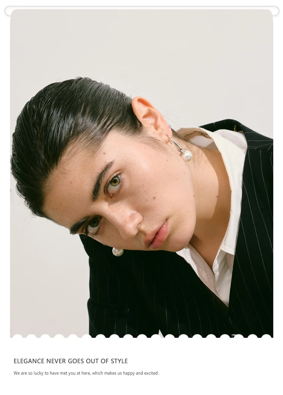 Orecchini a Cerchio Adelemoon - Perle Luminose di Stile - immagine 14