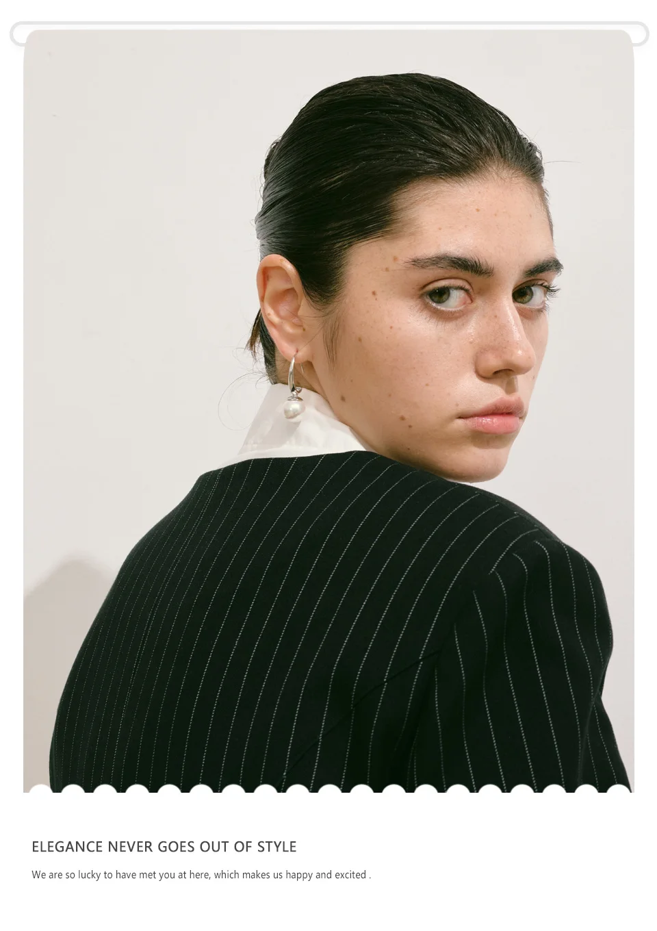 Orecchini a Cerchio Adelemoon - Perle Luminose di Stile - immagine 11