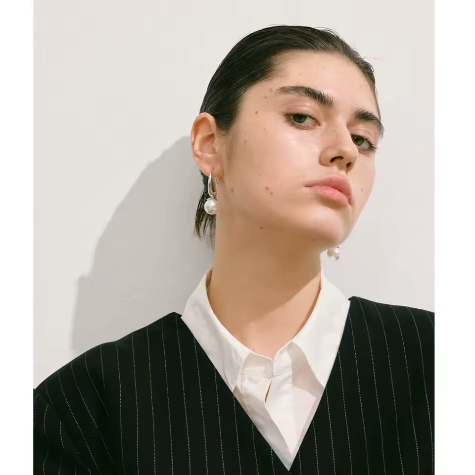 Orecchini Eleganti con Perle Sintetiche in Acciaio Inossidabile - immagine 3